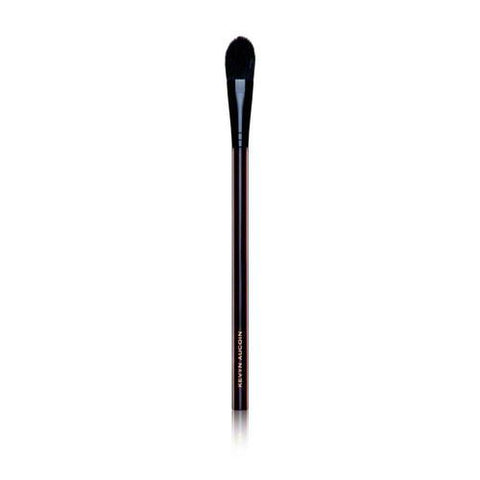Kevyn Aucoin Brushes The Base Shadow Brush